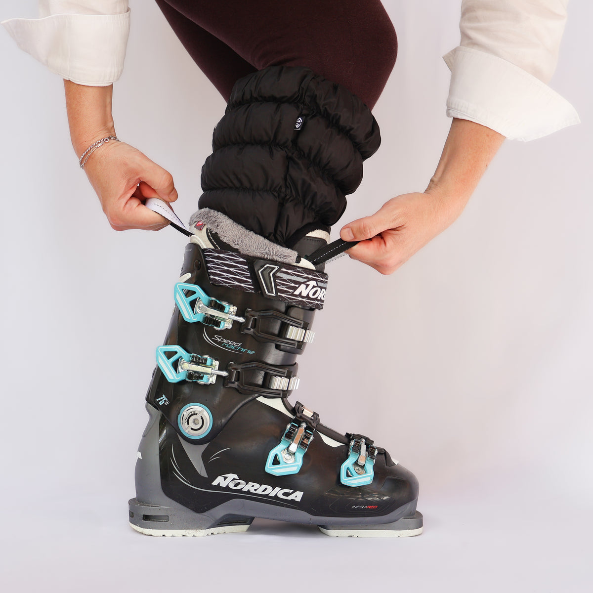 Knee High Hikas Gaiter